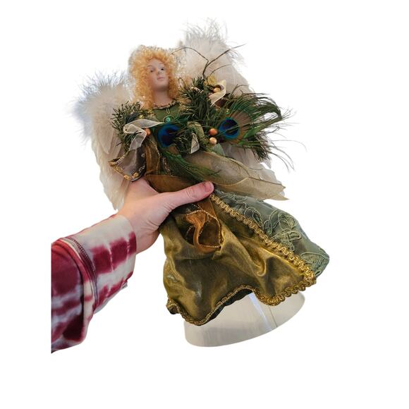 Vintage Christmas Tree Topper Angel Green White Accents Porcelain Feather Wings - Picture 7 of 7